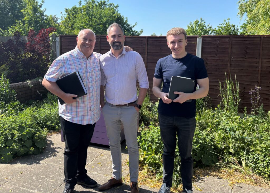 Chris Mealing, from Pay Smart Carpets